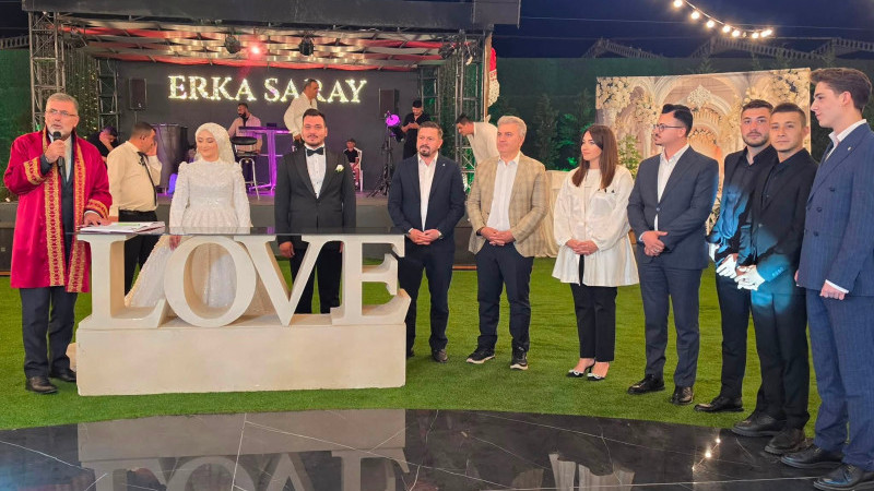 AK Parti İl Başkanı Mehmet Aydemir, Gençlik Kolları Teşkilat Başkanı Enes Ortakçı'nın Düğününde.
